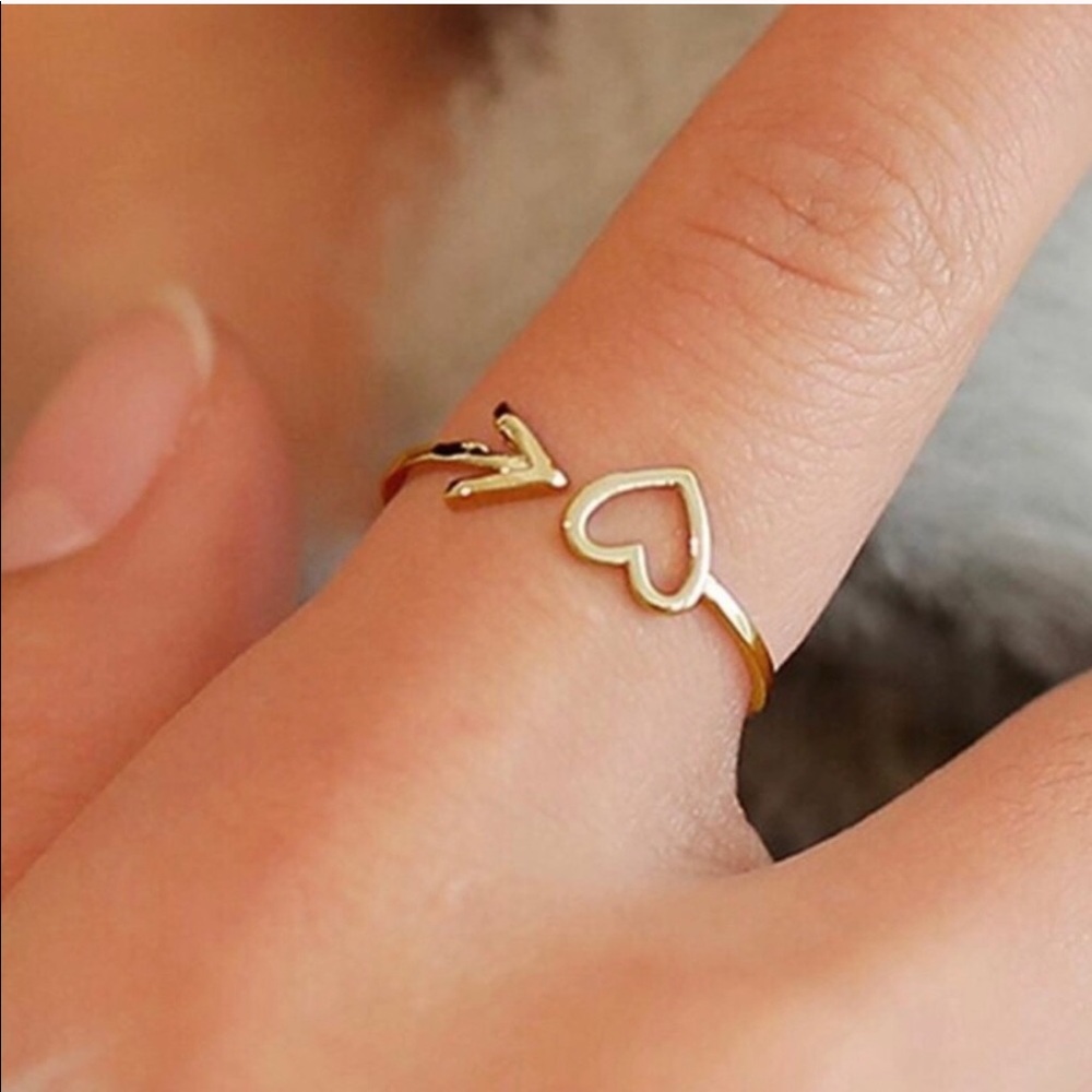 ✨ NEW Gold Heart Arrow Travel Long Distance Ring - Picture 3 of 8